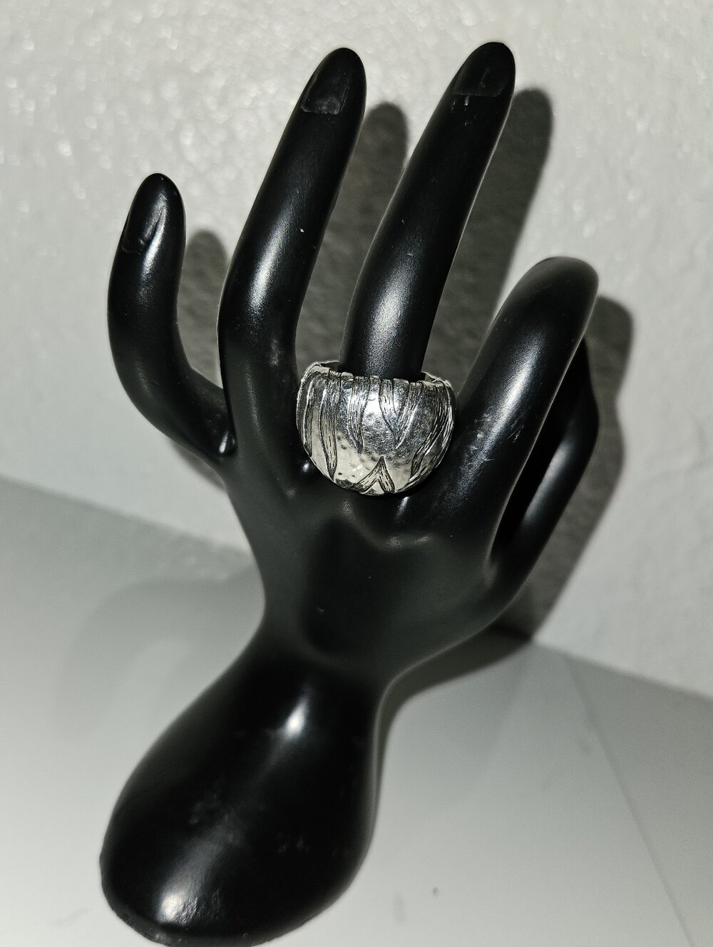 JAI by John Hardy Sterling Silver Tiger Stripe Leaf Wide Dome Ring Size 10 20g